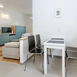 noclegi-jan-german-apartment.gdanskhotel.org/